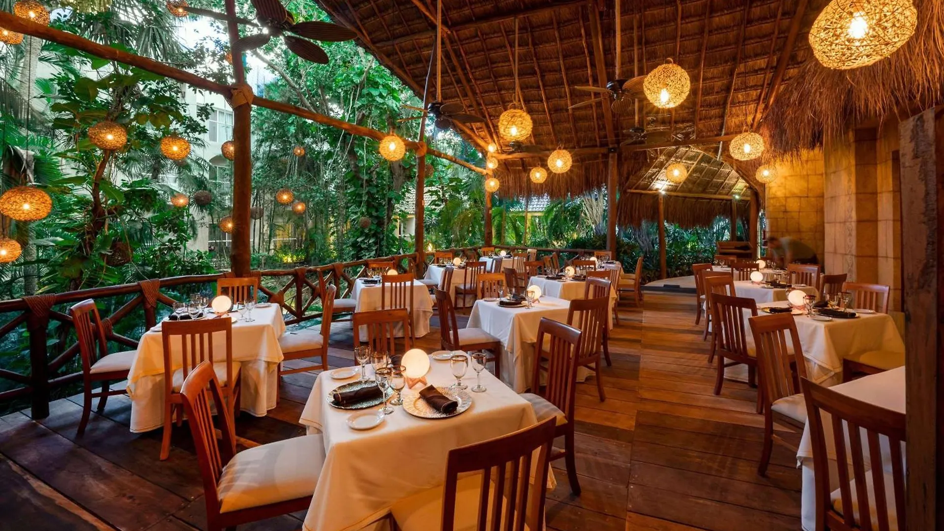 ****  Viva Azteca By Wyndham, A Trademark All Inclusive Resort Playa del Carmen Meksyk